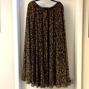 Animal print long skirt